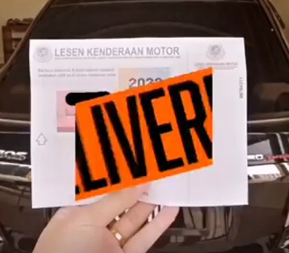 Lesen kenderaan motor delivered to a car owner